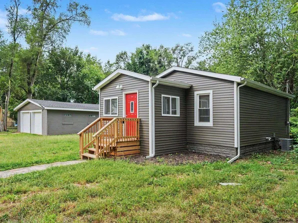54327 Hastings St, Elkhart, IN 46514