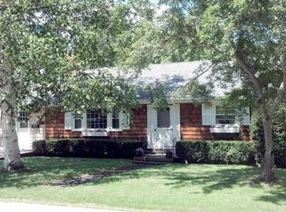 4 Sheru Ln, York, ME 03909