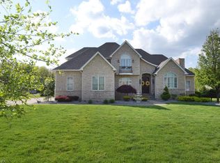 3329 Linden Pl, Canfield, OH