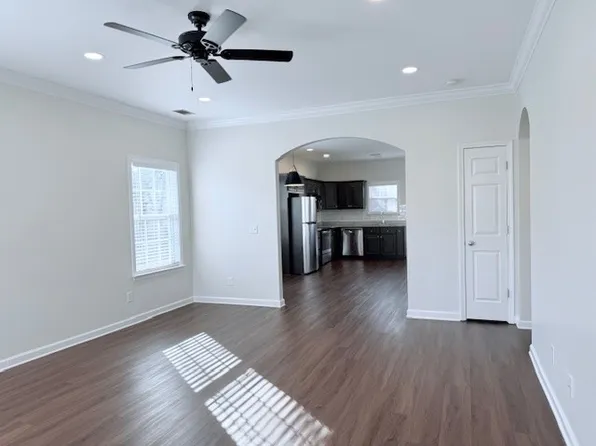 1311 Cashmere Dr, Thompsons Station, TN 37179