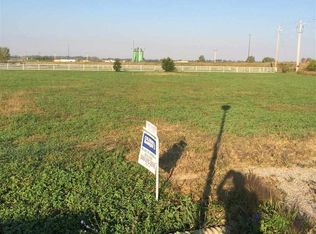 34 River Run, Downs, IL 61736