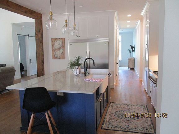 4th image of 602 Darbonne View Dr