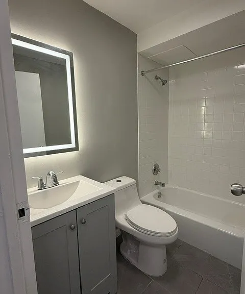 Northbrook Place — Photo 24