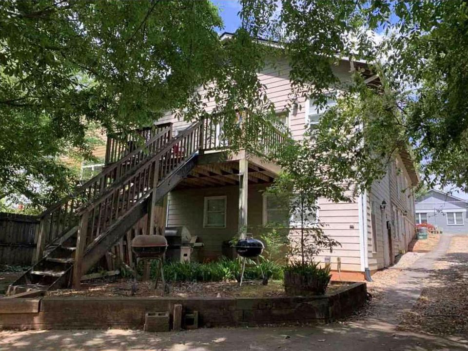 2nd image of 210 Evans Dr APT A