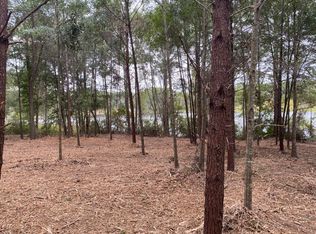 21 Pinewood Dr, Defuniak Springs, FL 32433