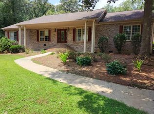 53 Pine St, Trion, GA 30753