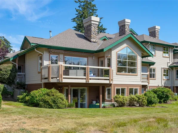 530 Marsett Pl #76, Saanich, BC V8Z 7J2