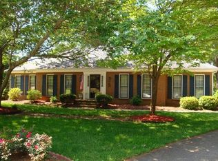 1561 Pine Bluff Ct, Snellville, GA 30078