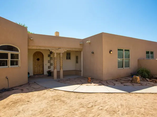 7829 Rio Grande Blvd NW, Los Ranchos, NM 87107