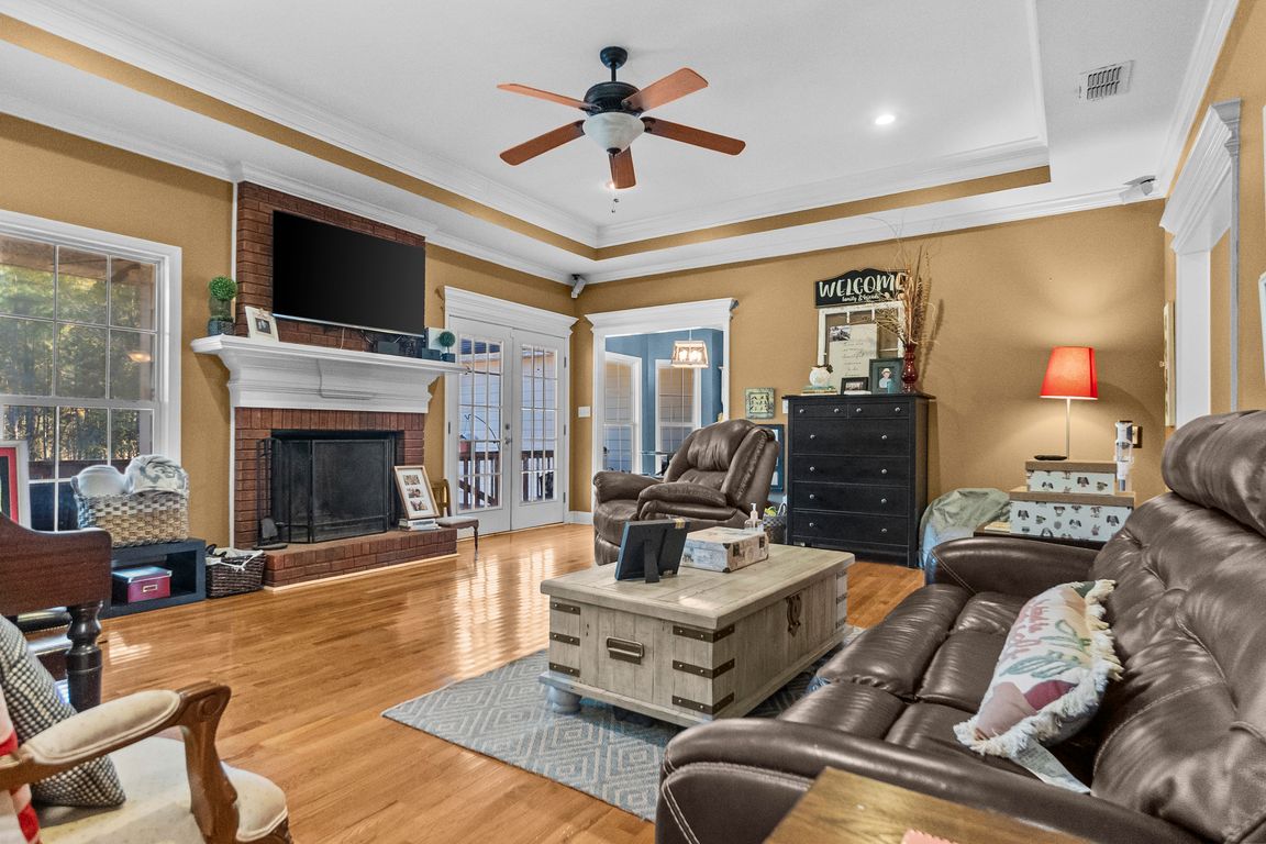 next background image