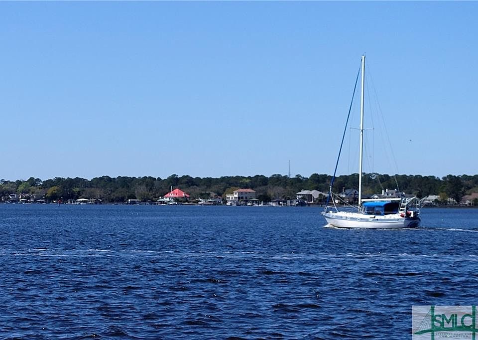 2nd image of 140 Waterway Dr
