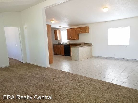 4th image of 5365 Melinda Ln