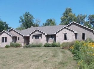 3550 Shady Ln, Green Bay, WI 54313