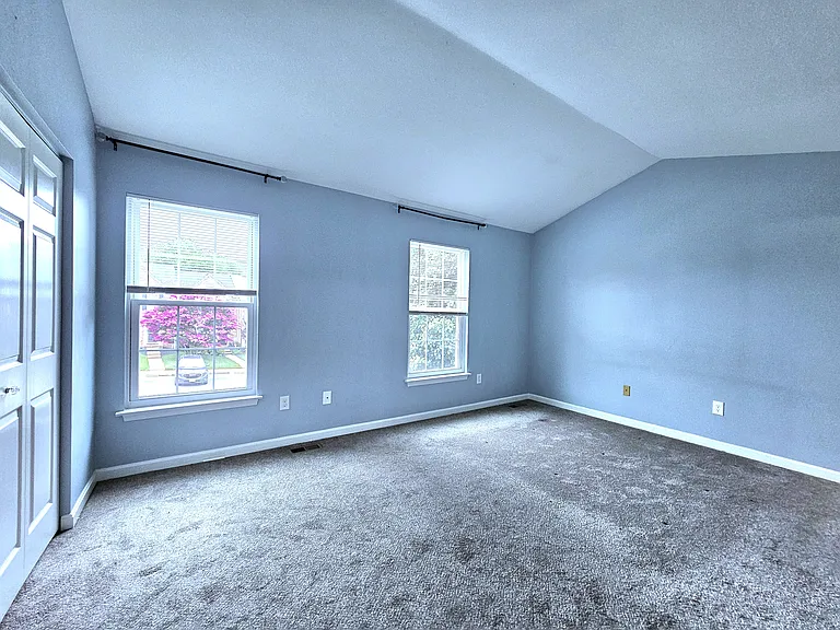 251 Hunters Run Ter — Photo 17