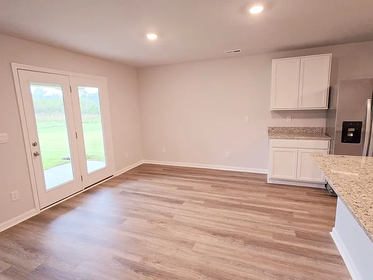 306 Belmar Way SW — Photo 5