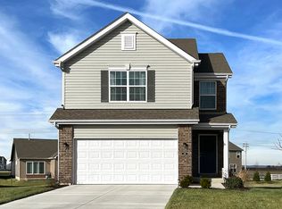 207 Crestfield Ct, Saint Charles, MO 63301