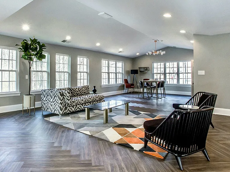 Fulton Pointe Apartments — Photo 6