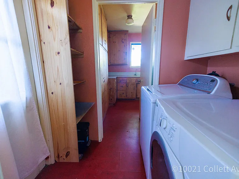 10021 Collett Ave — Photo 23