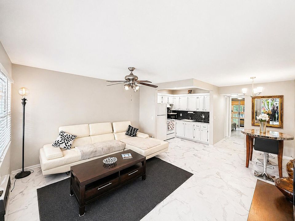 1st image of 140 Ventnor #I
