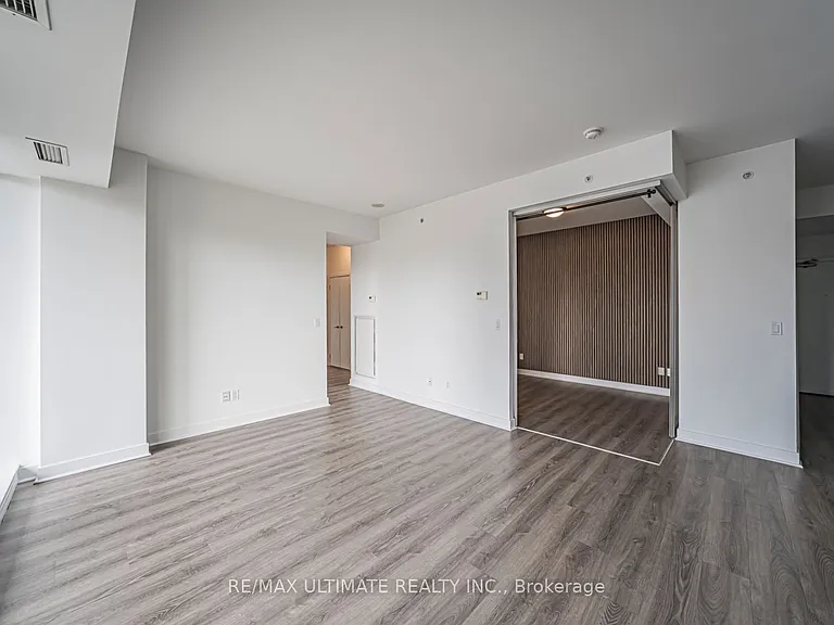 32 Camden St #906 — Photo 14