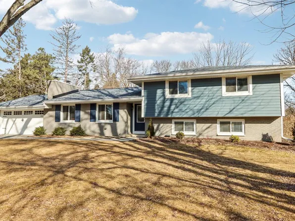 16200 Onondaga CIRCLE, Brookfield, WI 53005