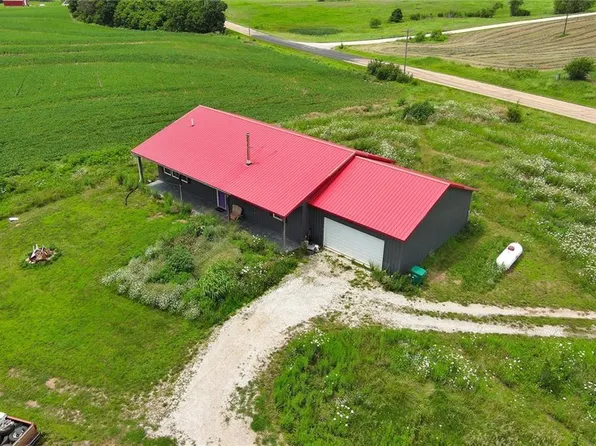 17487 Rogers Rd, Atchison, KS 66002