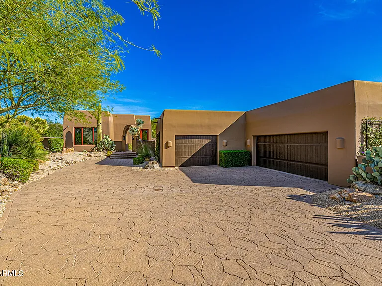 8406 E Calle Buena Vis — Photo 5