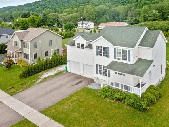 2 Allaire Drive, St. Albans Town, VT 05478