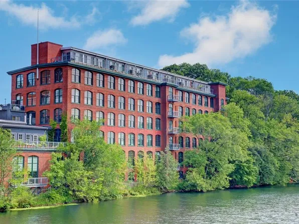 10 Exchange Ct APT 305, Pawtucket, RI 02860