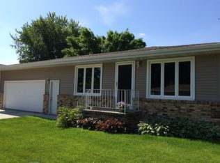 606 E Bluff Ave, Norfolk, NE 68701