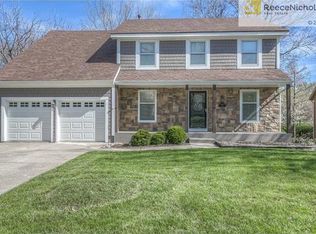 15625 Reeds Rd, Overland Park, KS 66223