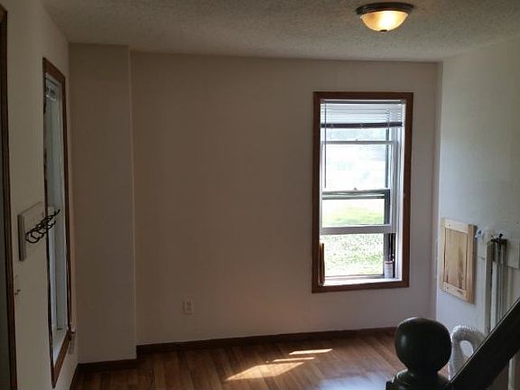 3rd image of 1516 4th St N