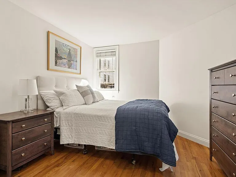 280 E St #1 — Photo 19
