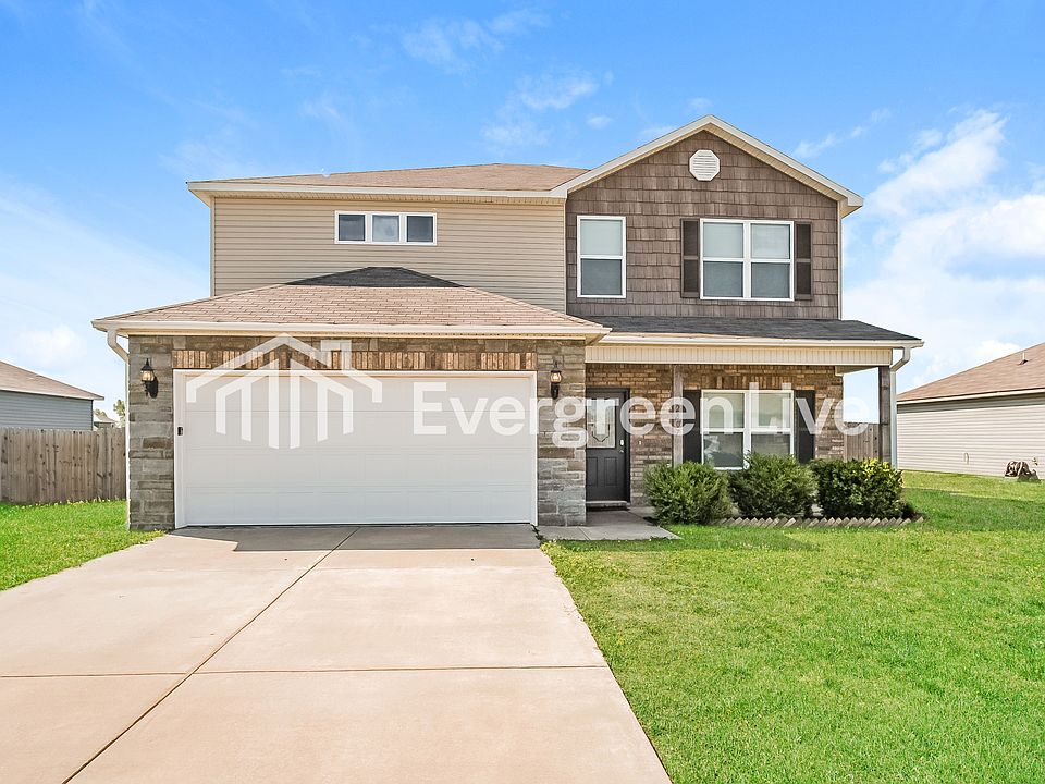 1st image of 2807 Sebright Ave