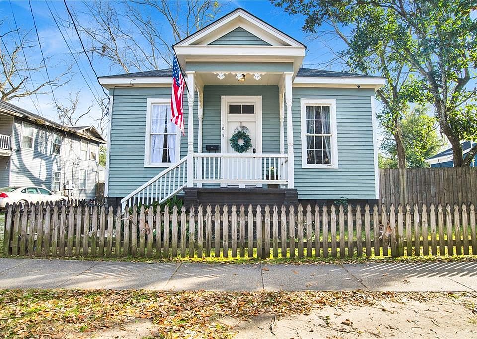 1st image of 1015 Old Shell Rd