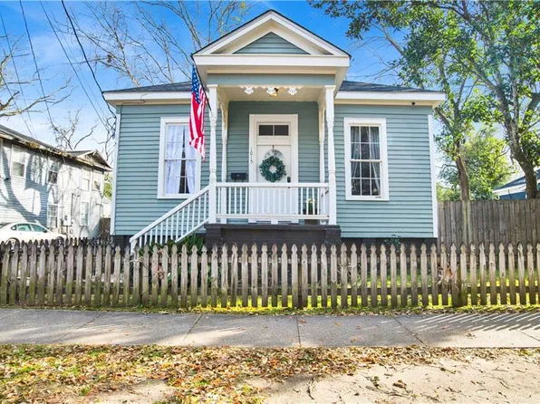 1015 Old Shell Rd, Mobile, AL 36604