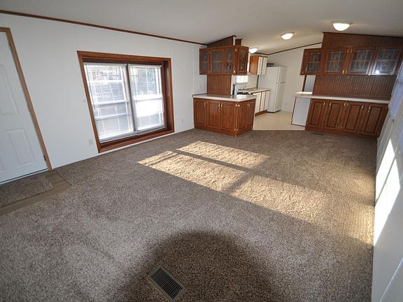 2nd image of 143 Twin Lakes Dr