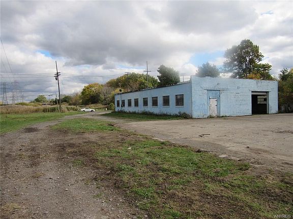 4th image of 2053 Electric Ave