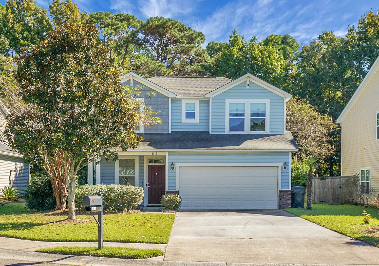 1519 Thoroughbred Blvd - 1 — Photo 2