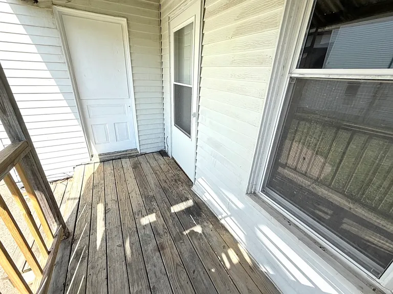 1215 Arlington Ave #1 — Photo 12