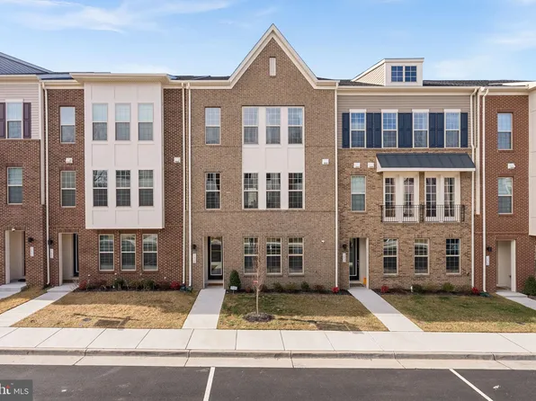 1630 Field Sparrow Ter NE, Leesburg, VA 20176