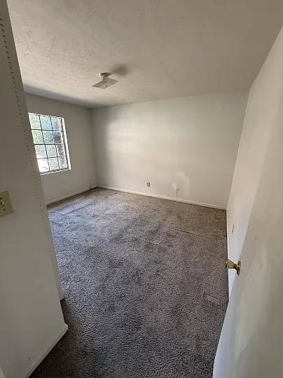 2220 Ticknor Dr #9 — Photo 8