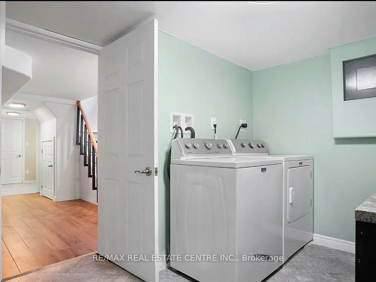 768 Olive Ave — Photo 4
