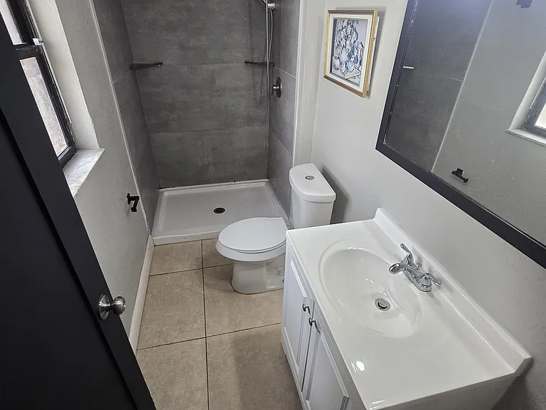 5837 Perrine Dr — Photo 6