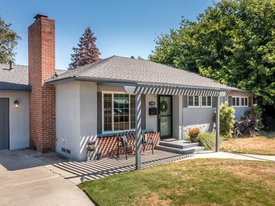 1100 W Laurel Avenue, Visalia, CA, 93277