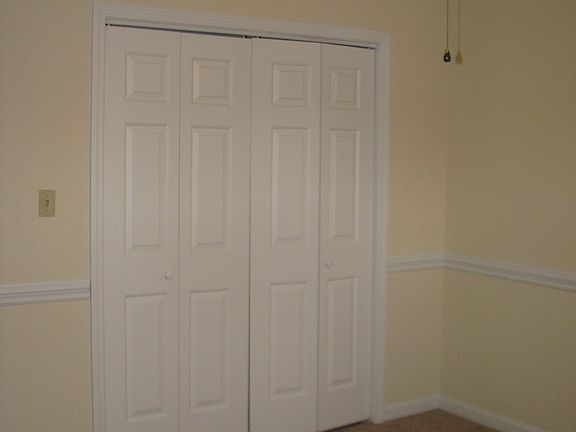 3rd image of 805 Edgemont North St NE APT C