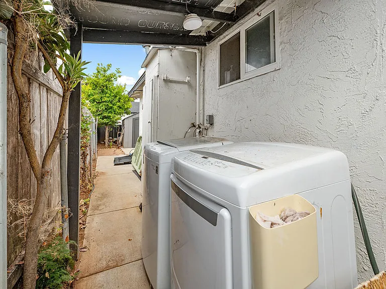 3590 Madison St #B — Photo 19
