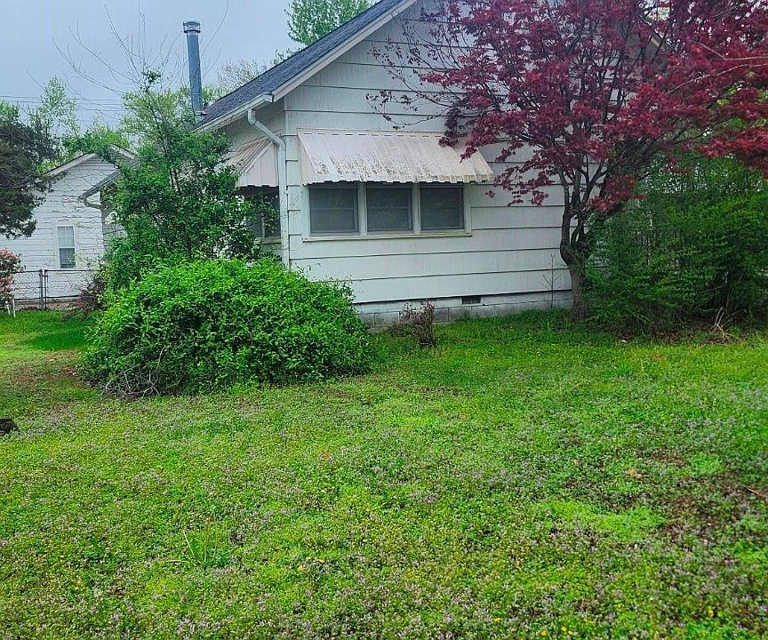 1st image of 502 S Perdue Ave