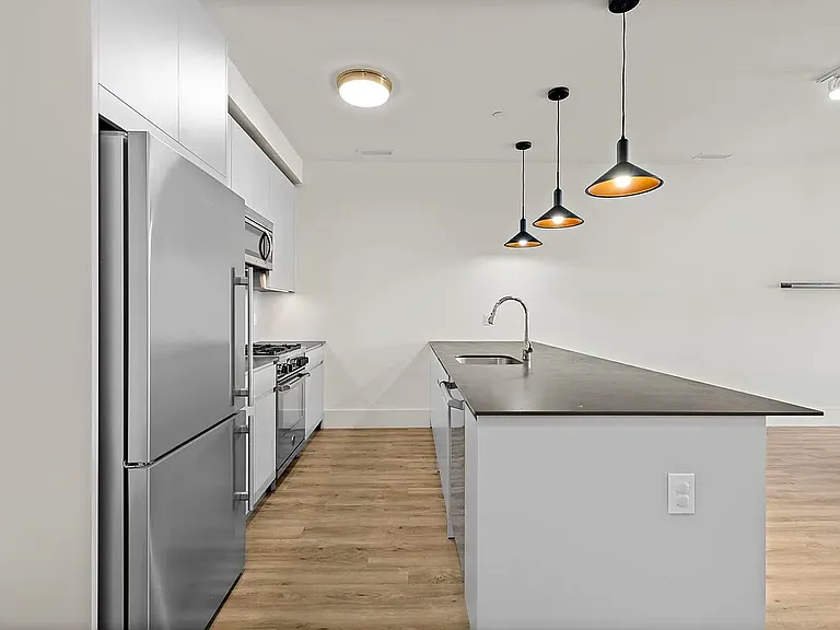 391 Palisade Ave #501 — Photo 1