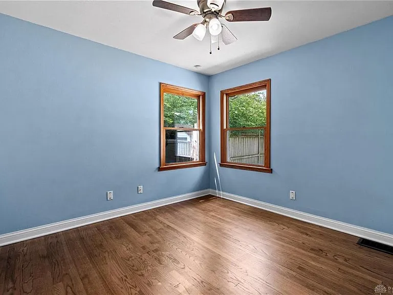 2617 California Ave — Photo 15